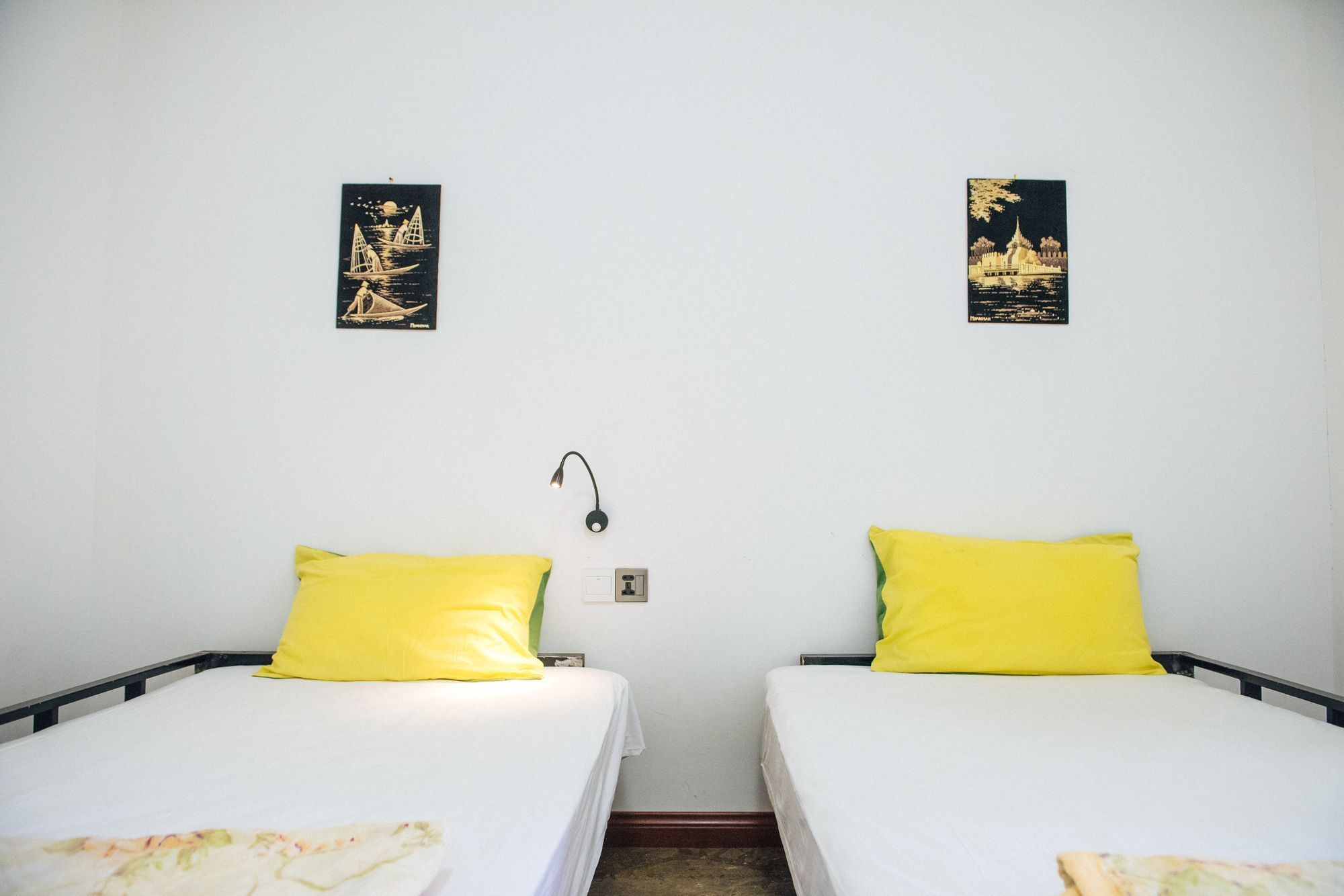 Dengba Hostel ย่างกุ้ง ภายนอก รูปภาพ
